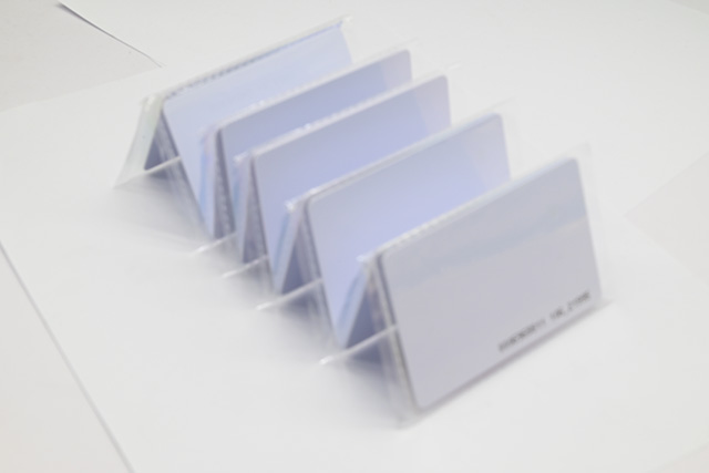 小区门禁卡用什么芯片的较量好？？？