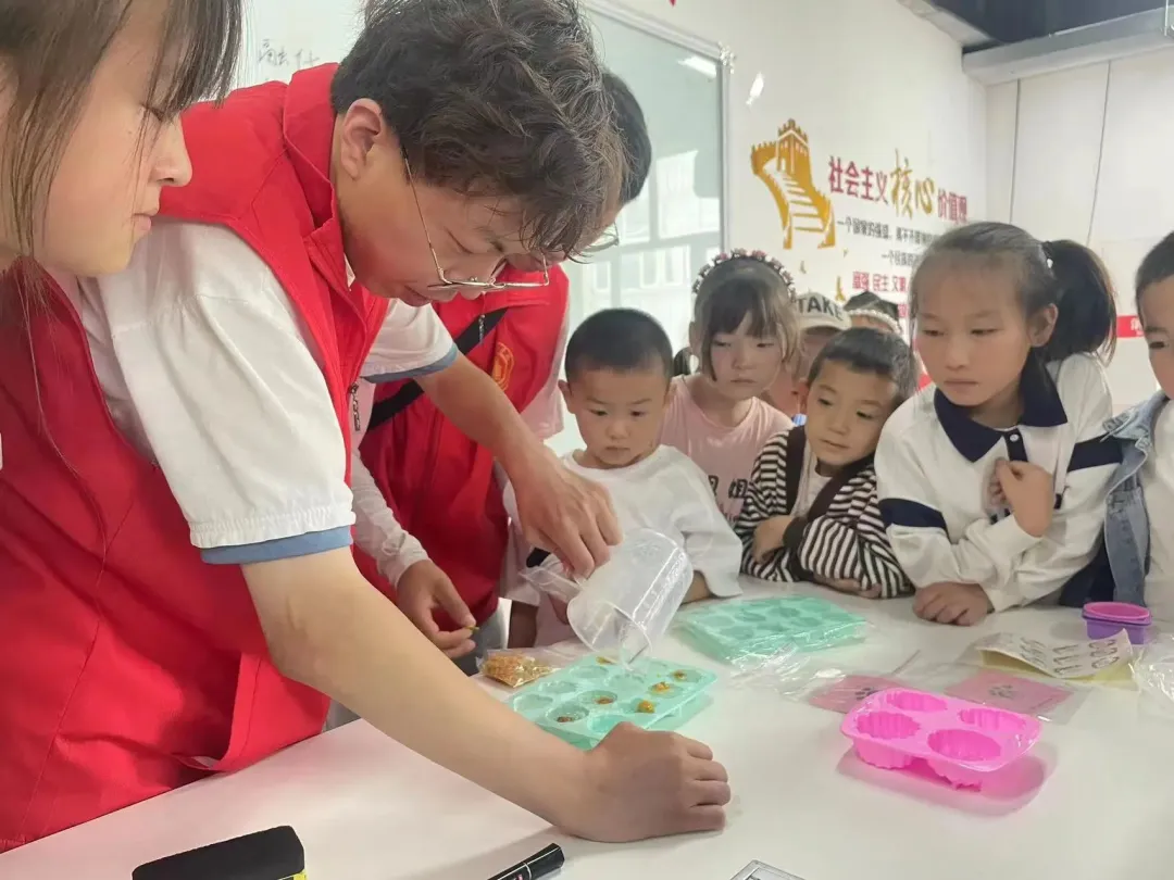 8e8eead9-4774-4b76-8896-91d0bba367ff