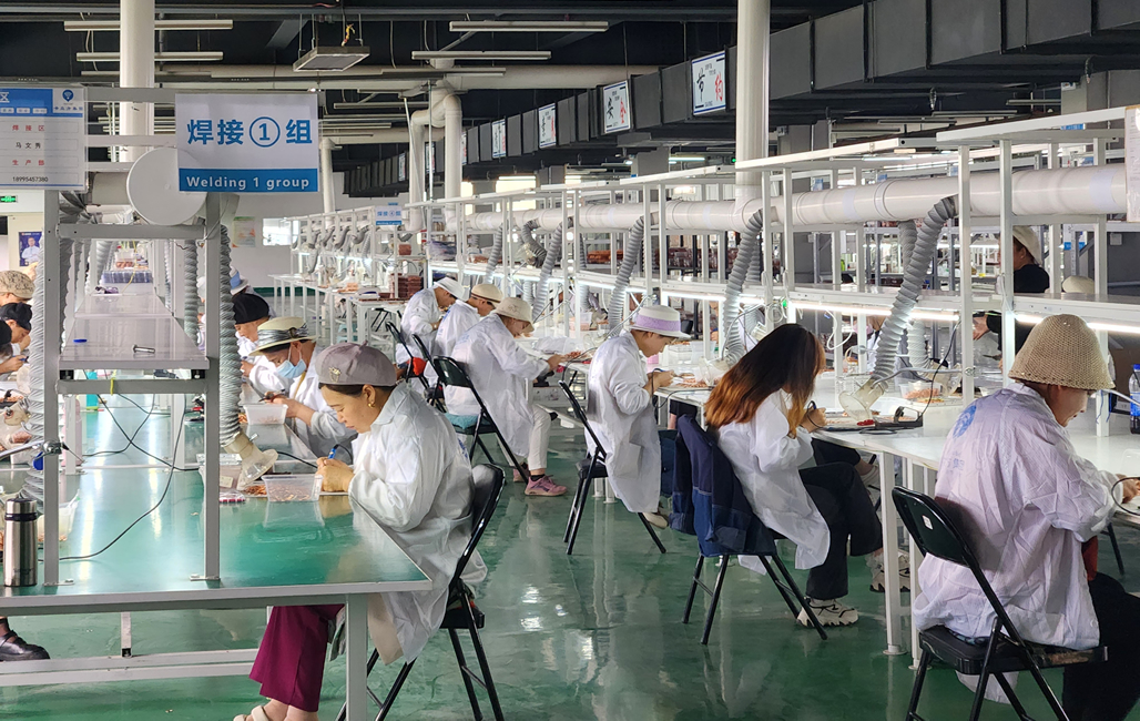 《宁夏日报》：海原县澳门8858cc永利拓宽就业渠道让群众端稳“饭碗”