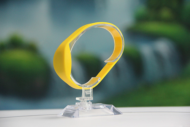 护肤品织唛腕带应该设计什么内容？？？