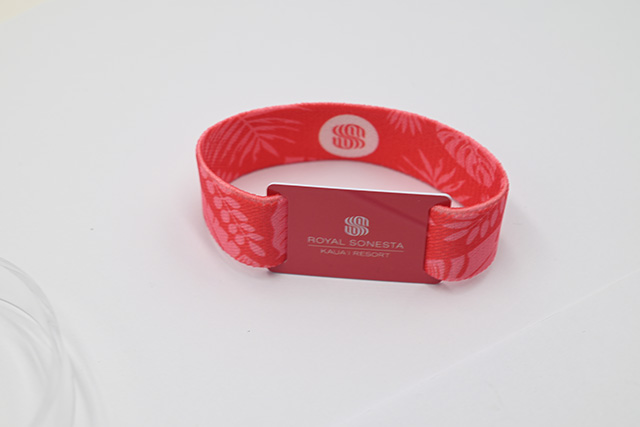 智能IC卡与智能ID卡有什么区别？？