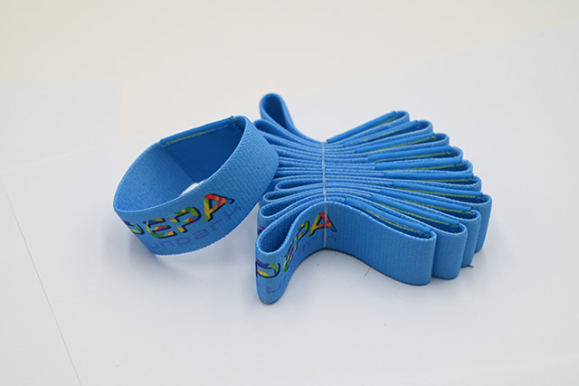 会员卡丧失了，，商家说作废正当吗？？？？