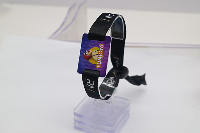 一卡通用IC卡照旧ID卡好？？？？？