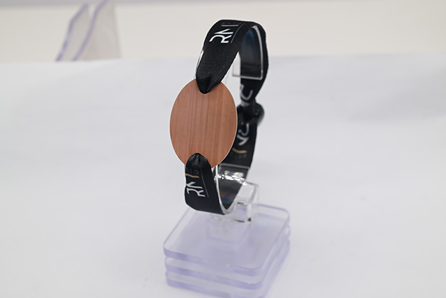 半自动RFID标签反应速率更快，，，，效率更高