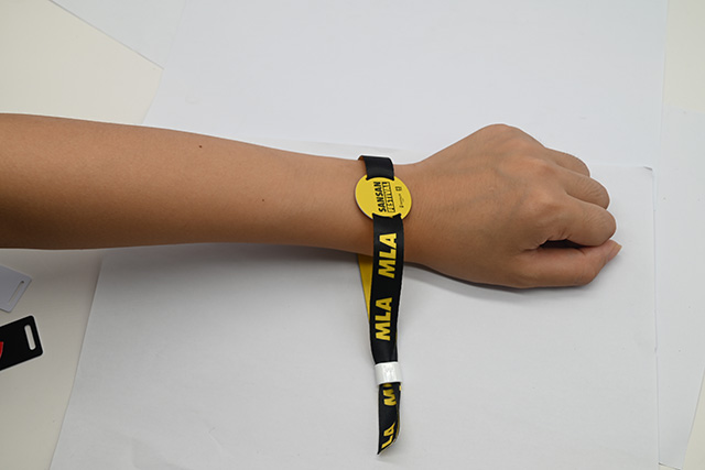 什么是拉丝卡，，，，，拉丝卡有什么特点和制作工艺